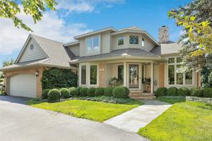 1046 FOREST BAY Drive