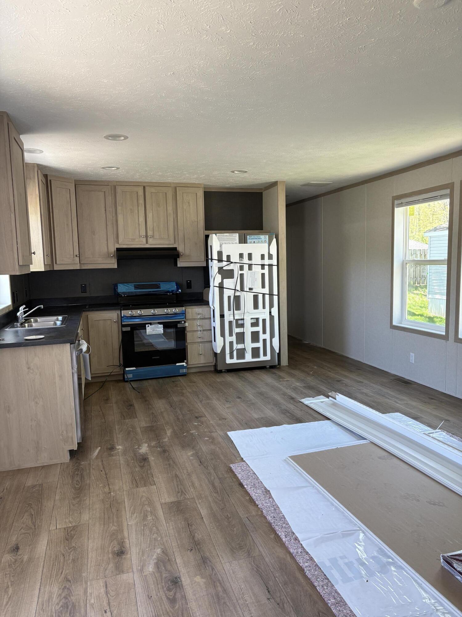 Image 3: IMG_7782