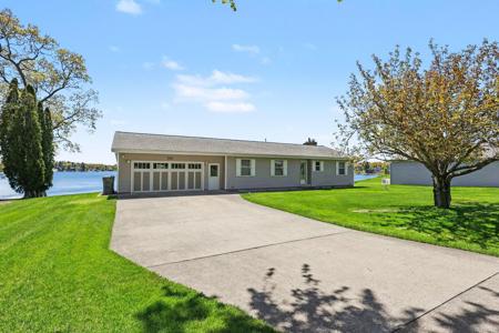 380 Whispering Oaks Drive