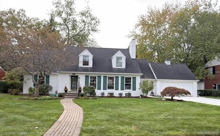 499 Sunningdale Drive