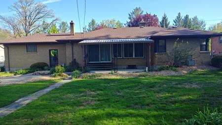 422 3 Mile Road