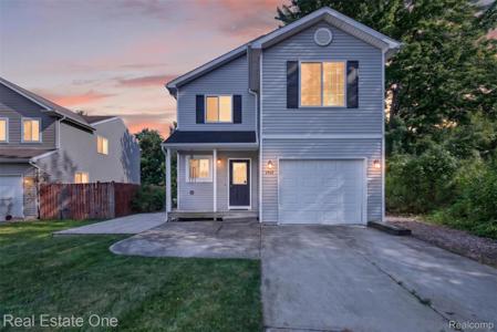 8923 Ash Drive