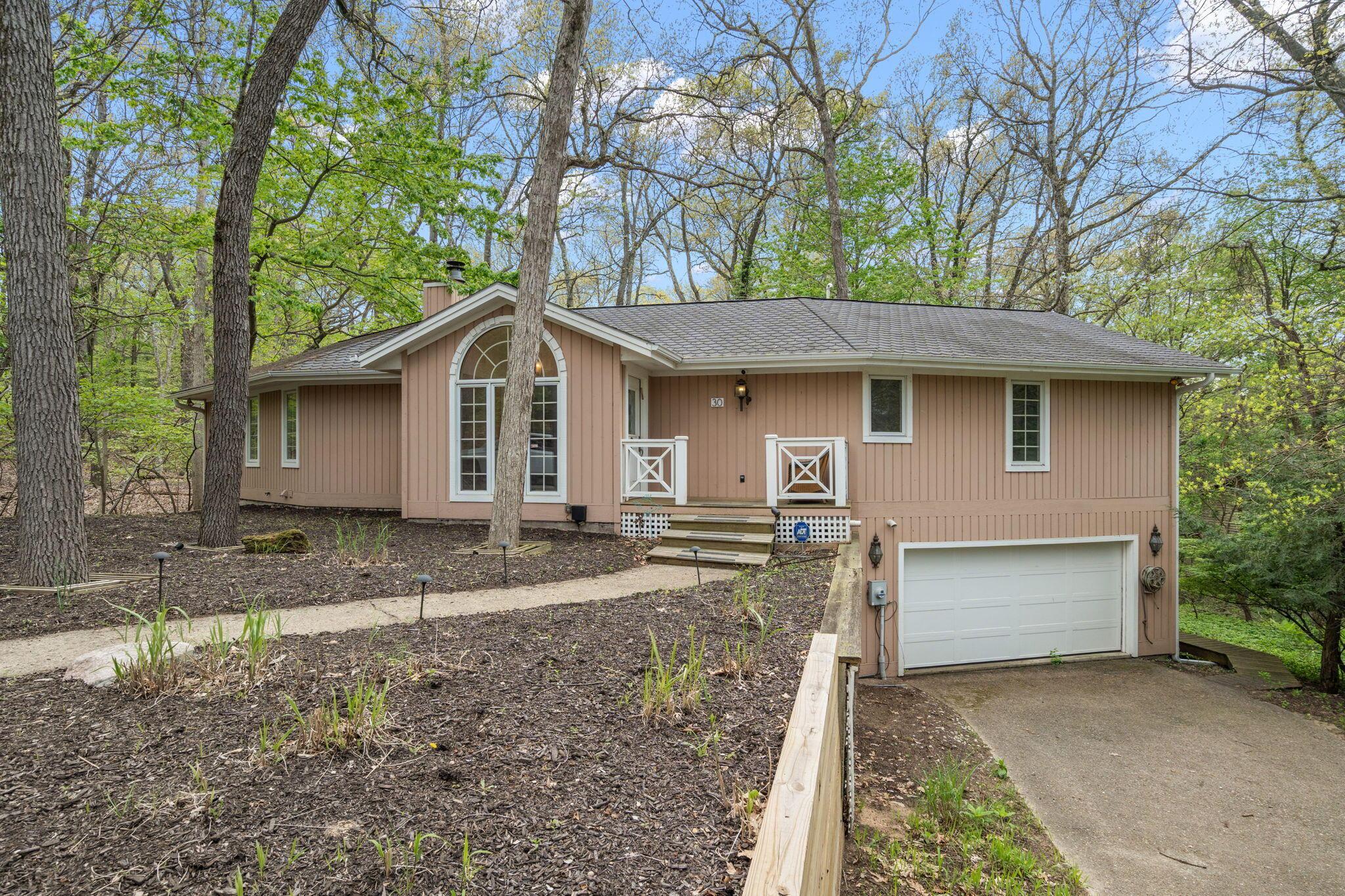 Image 4: 55-web-or-mls-DSC00857