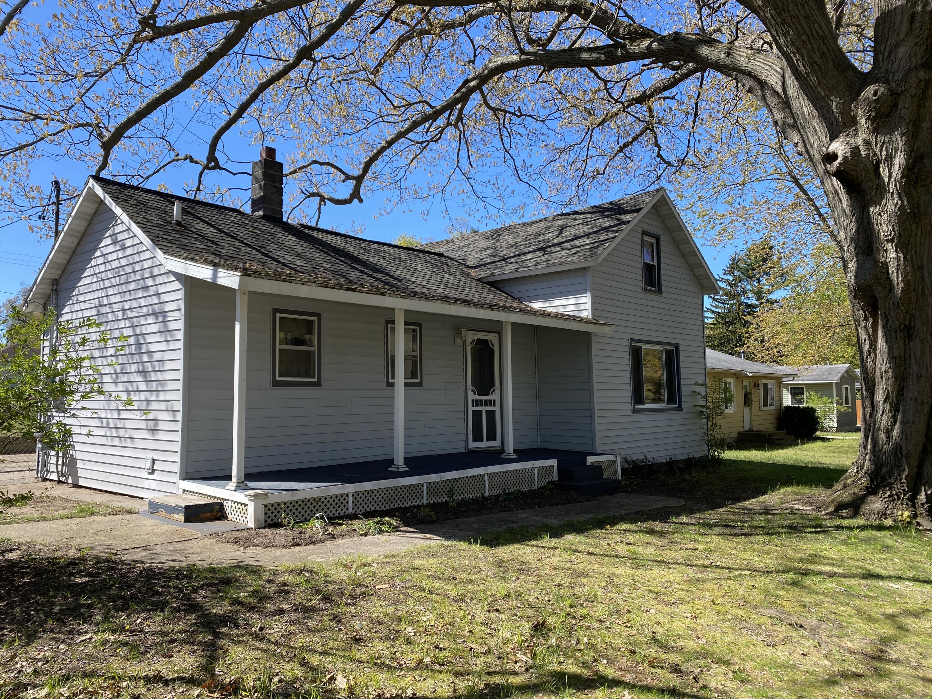 Image 3: 7942 Hill St.