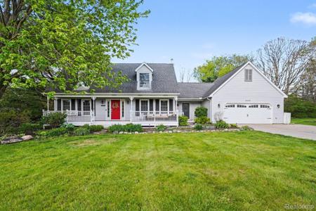 5600 Chestnut Hill Drive