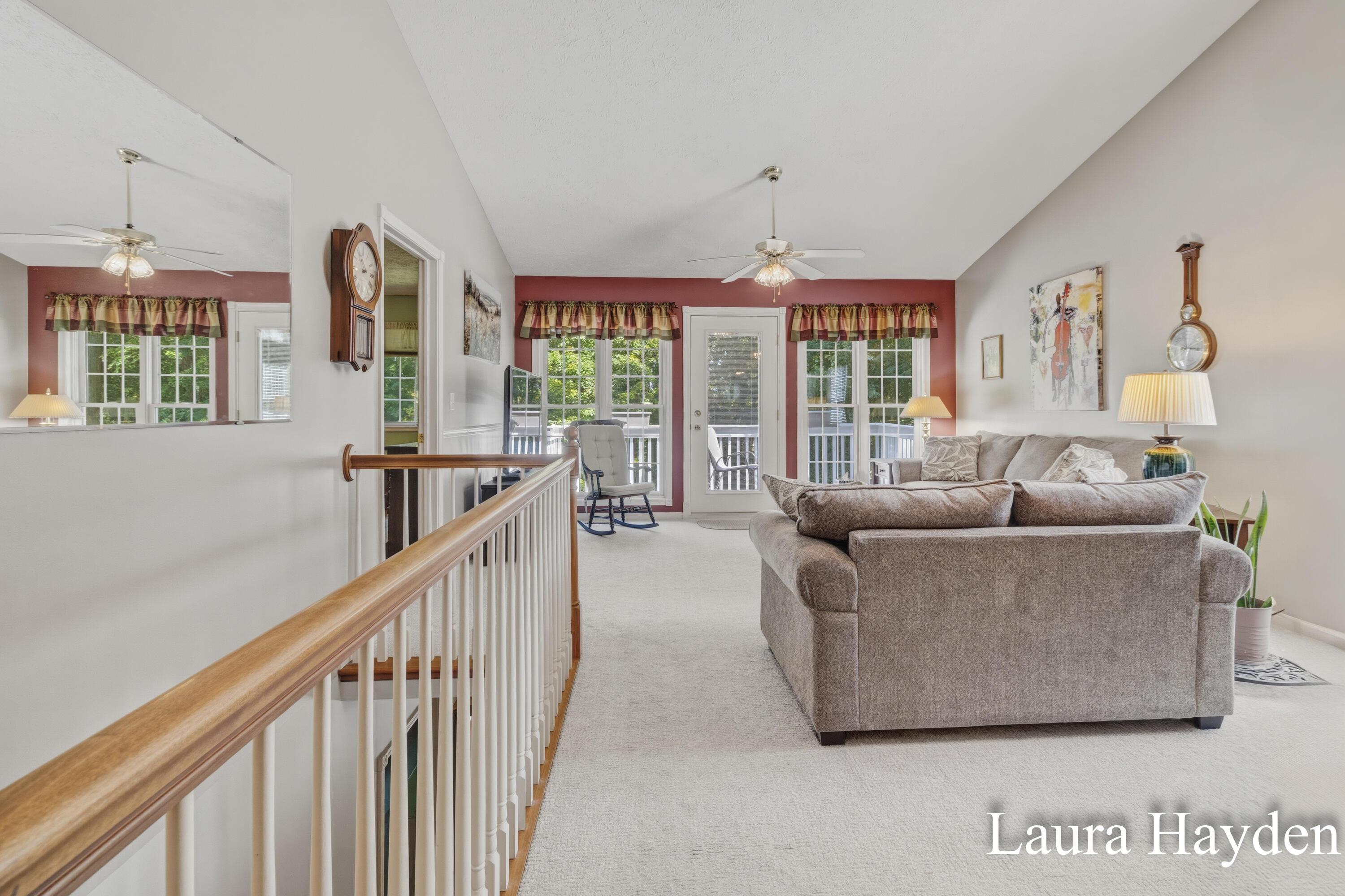 Image 4: Laura Hayden - 6880 Beechwood (43)-8