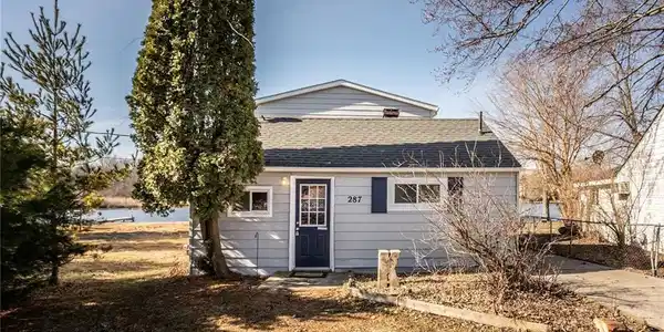 287 LANSING Drive