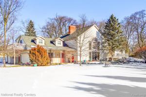 1282 UNION LAKE E Road