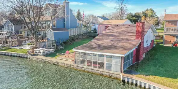 15085 MARL Drive