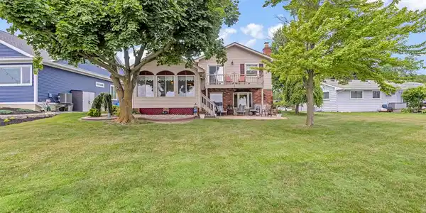 109 Castlewood Drive