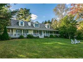 2553 LAKESHORE
