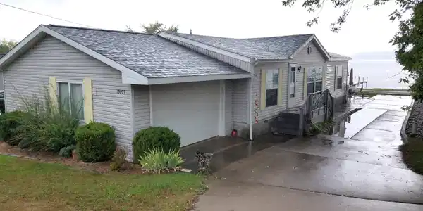 19093 Pike Street