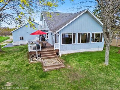 6230 Cedar Drive