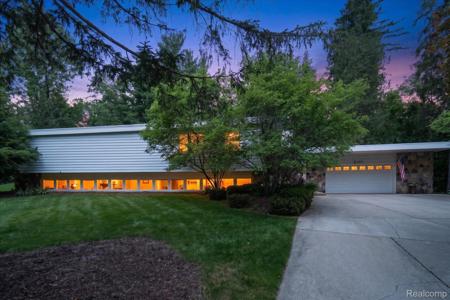 1091 Plover Drive