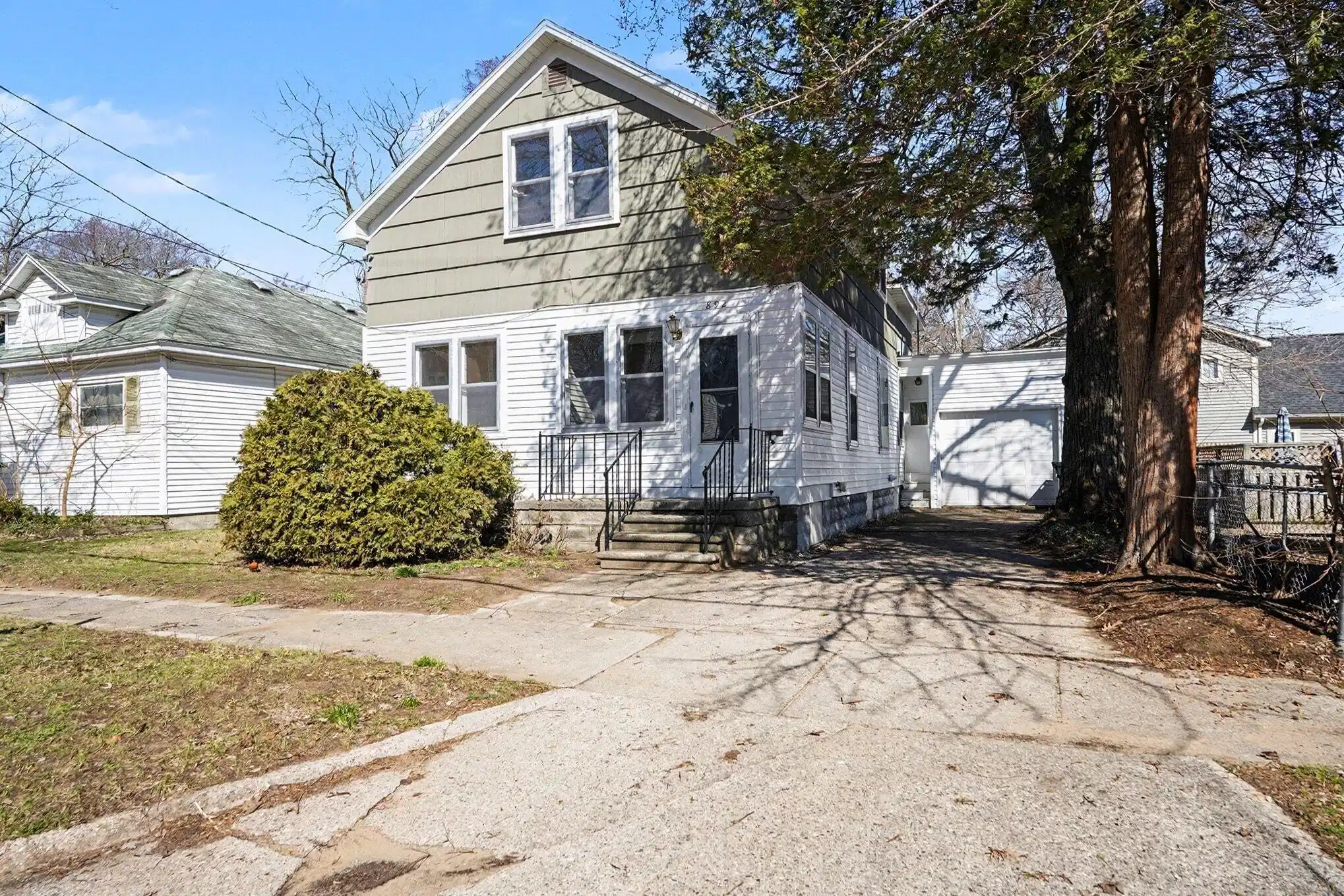 Image 1: Front & garage