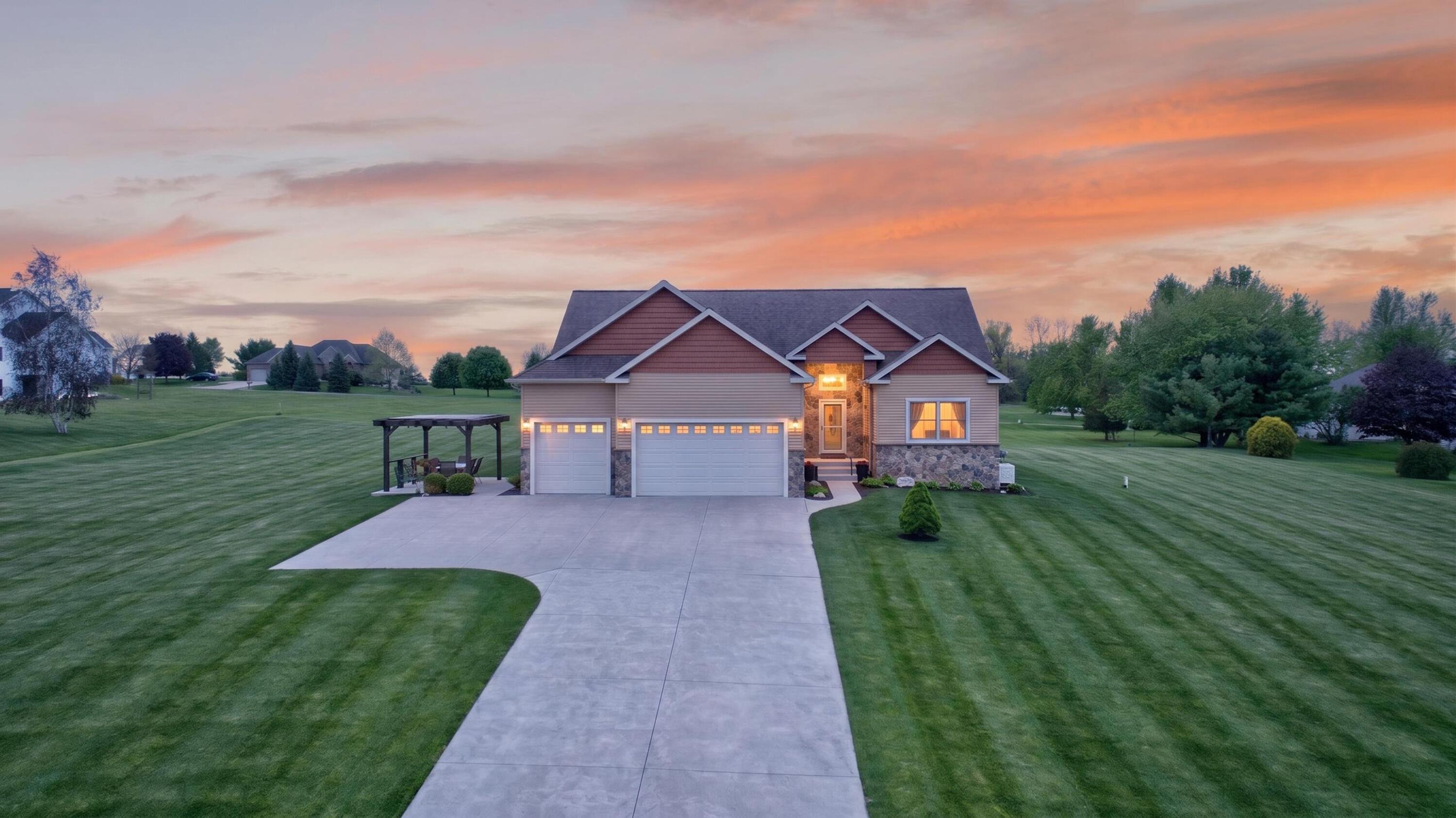 Image 3: DJI_20260512124331_0240_D#twilight