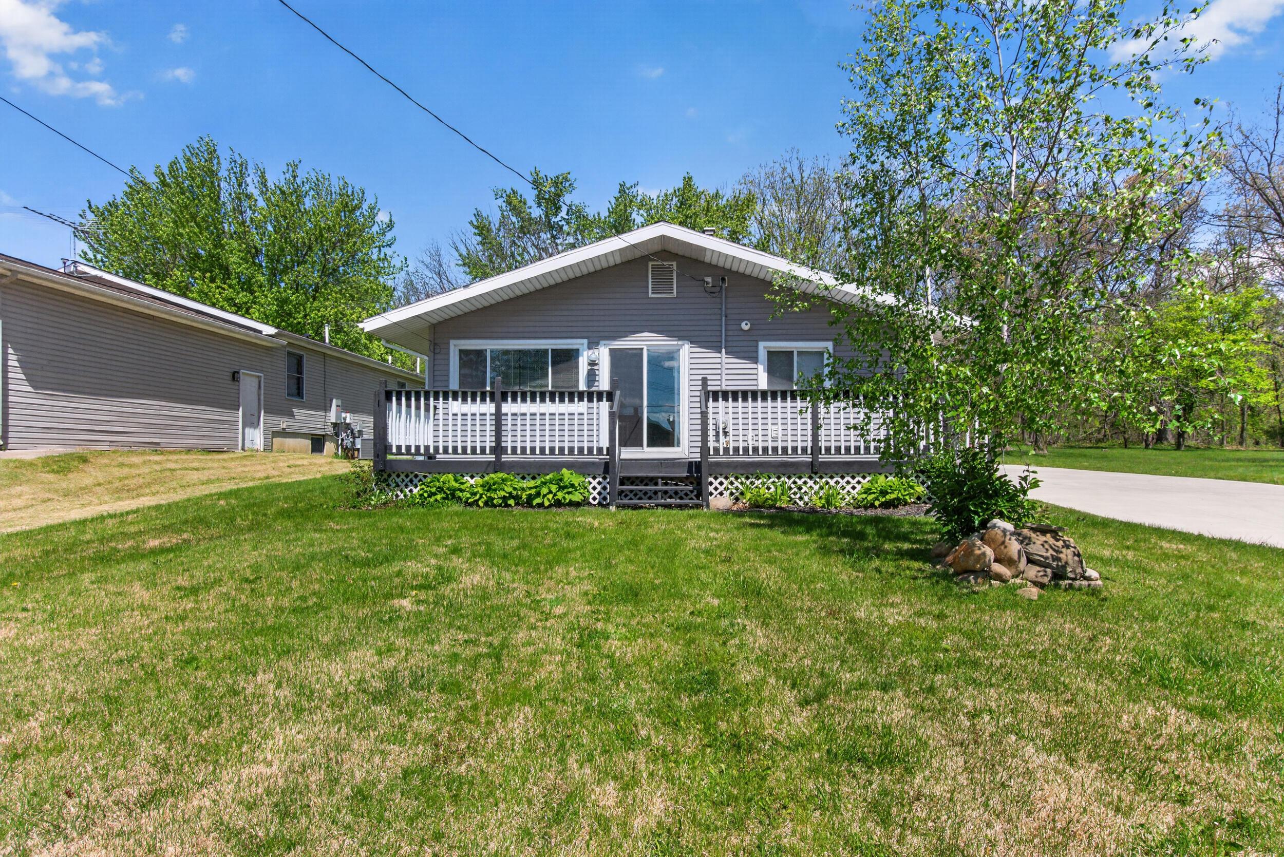 Image 2: 10674 Wesch Rd, Brooklyn, MI 49230