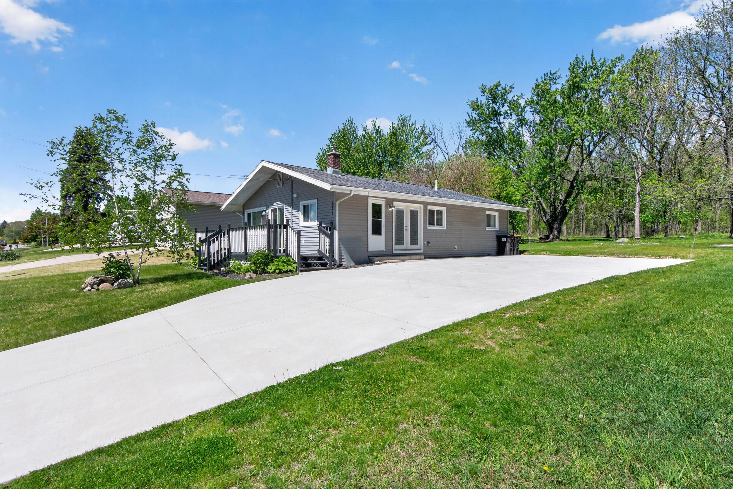 Image 4: 10674 Wesch Rd, Brooklyn, MI 49230