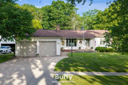 521 Leggat Street