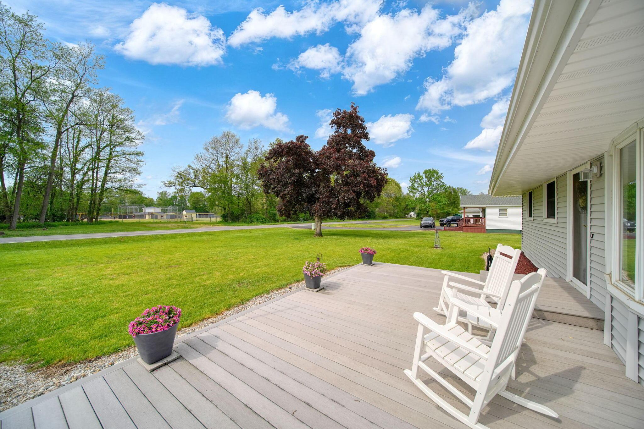 Image 4: 8-web-or-mls-DSC04844_HDR