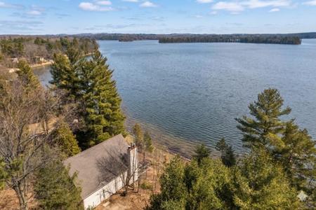 2414 Lake Drive
