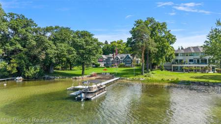 4875 Old Orchard Trail