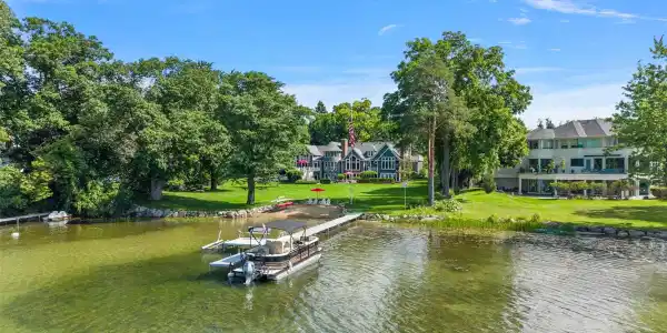4875 Old Orchard Trail