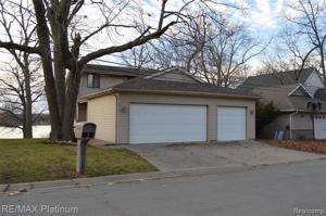 3974 HIGHCREST DR