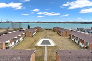 1900 RIVER RD APT B7