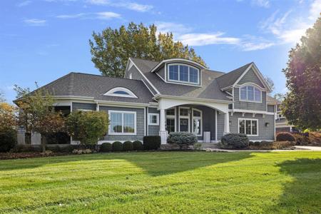 565 Golden Bear Court