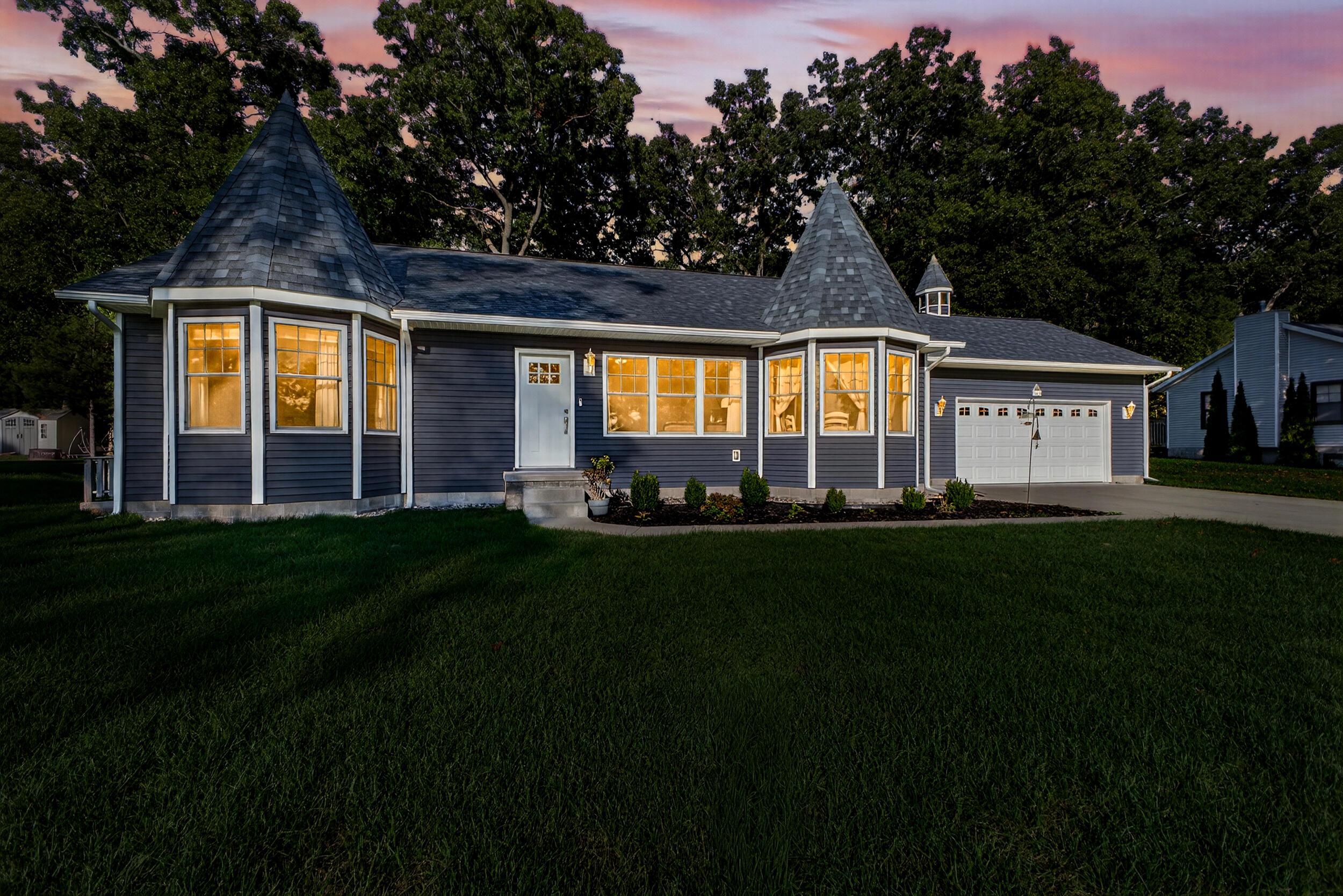 Image 3: 464 Grover Rd.