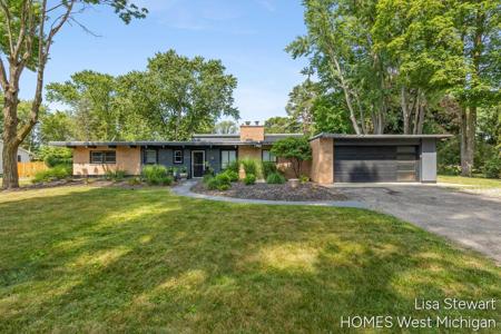 1235 Thornapple River Drive