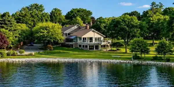 3850 Pine Harbor Drive