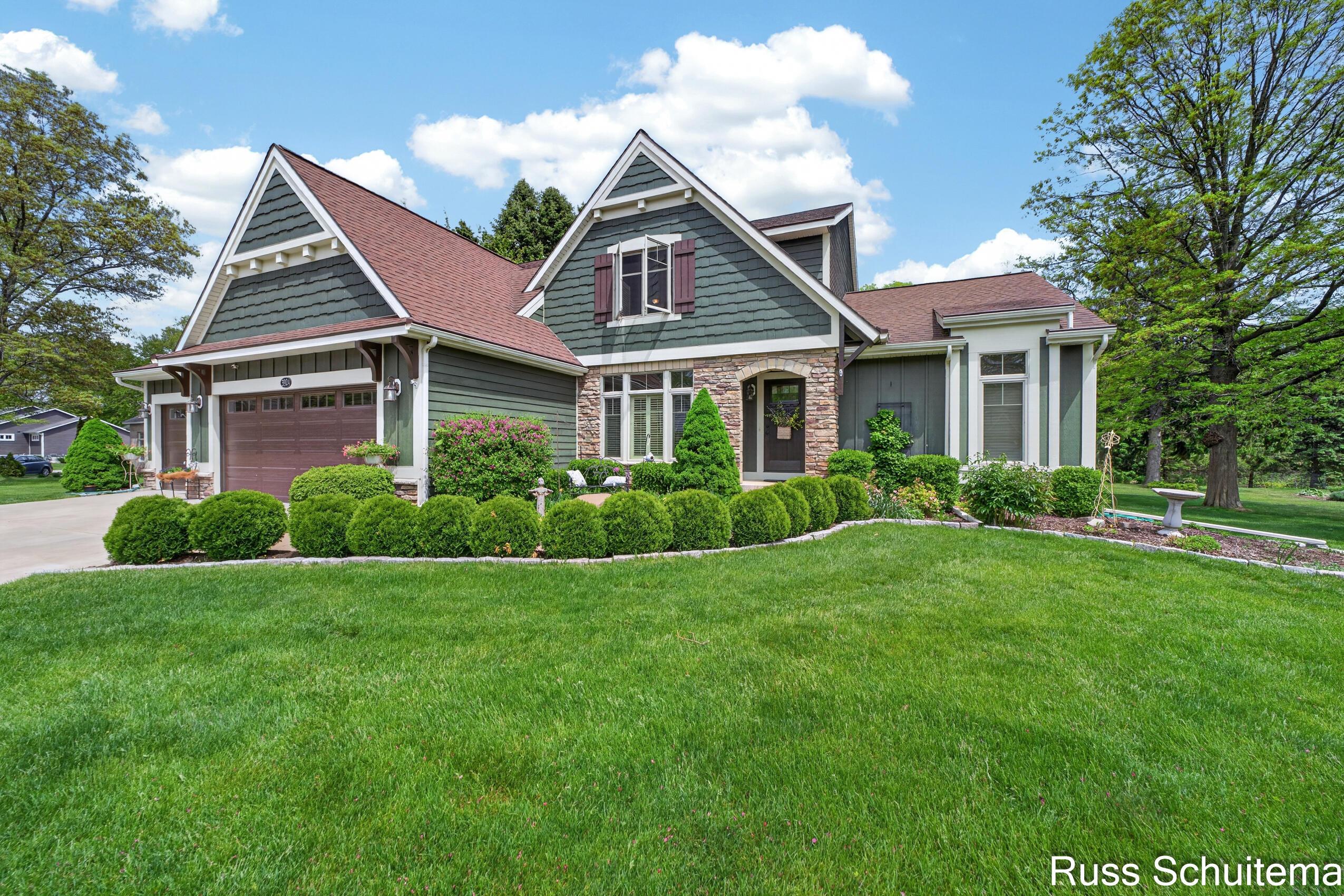 Image 2: 3924 Harbor Breeze Drive (8 of 80)