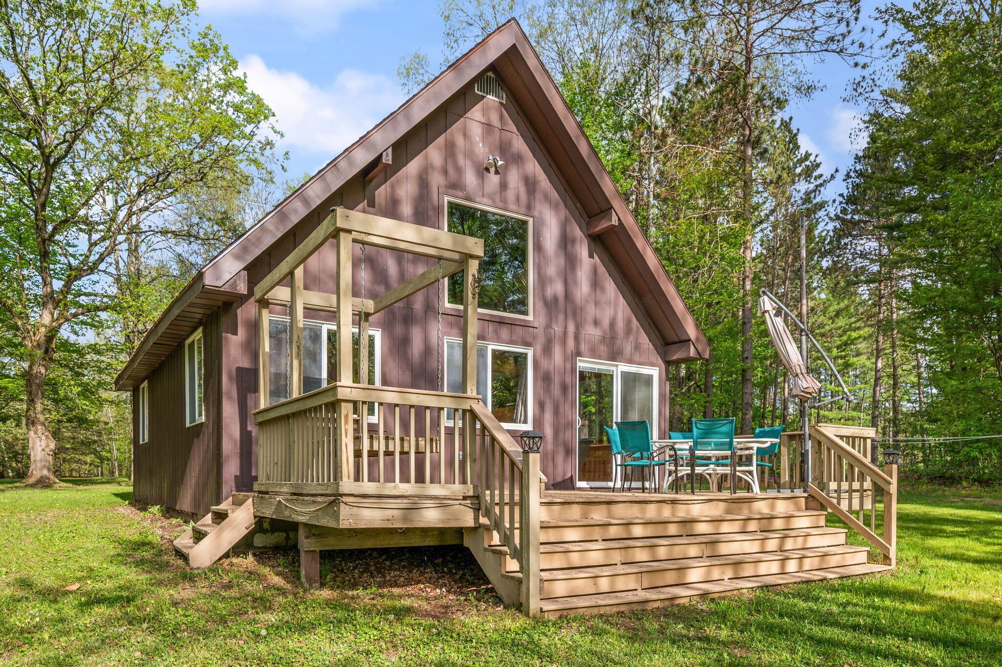 Image 2: 1-web-or-mls-3251-TimberlaneDr-Evart-1