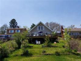 8886 LAKESHORE Road