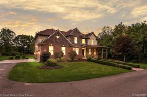4594 Timberlake Trail