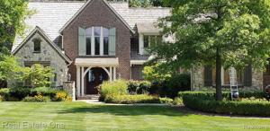 3381 LAKEWOOD SHORES Drive