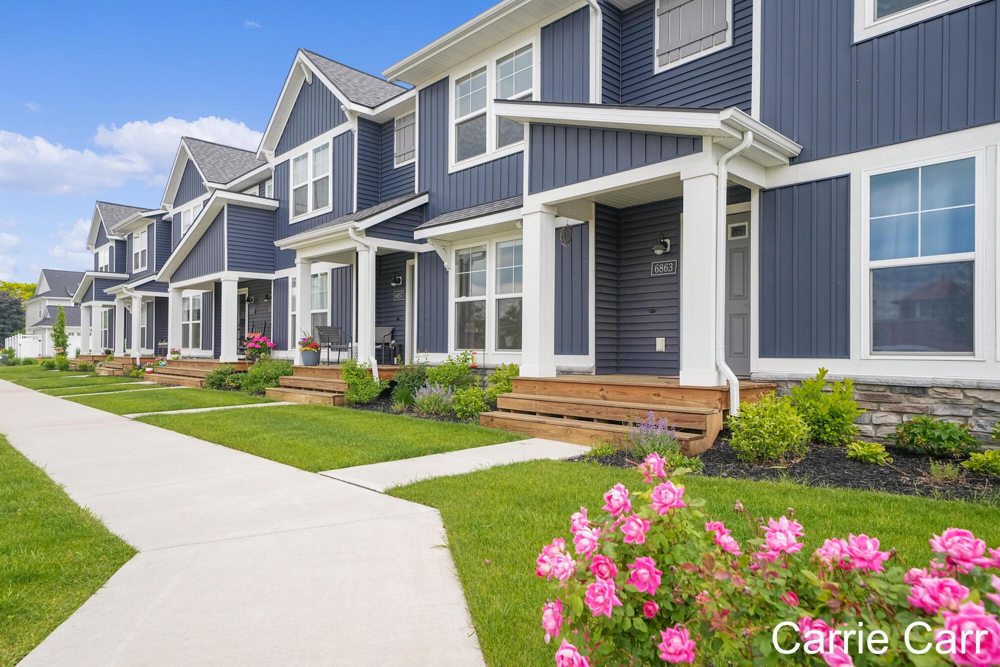 Image 1: 6857 Old Town Square