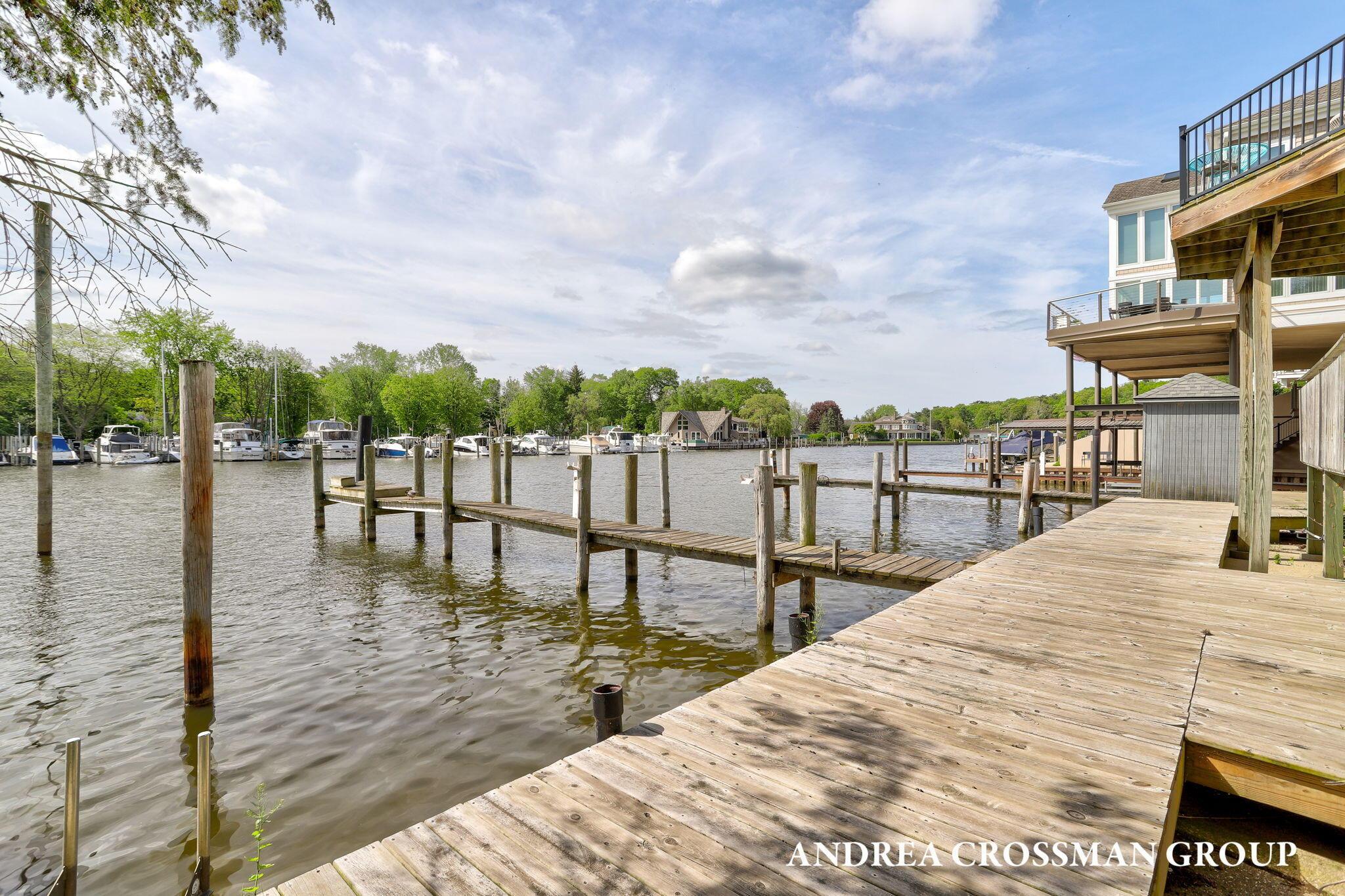 Image 3: 387-web-or-mls-1005-park-st