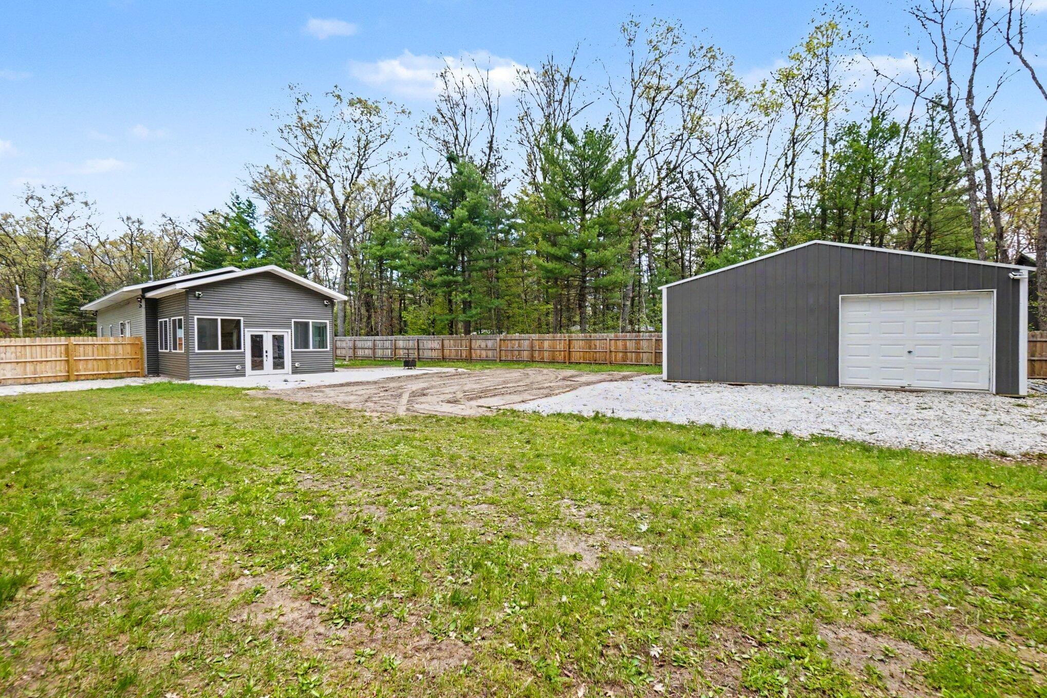 Image 1: Home Near Wolf Lake