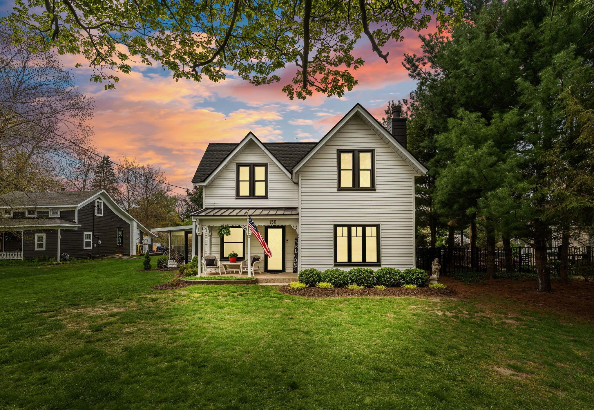 Image 2: 2-web-or-mls-Project_20260425_7505_VT