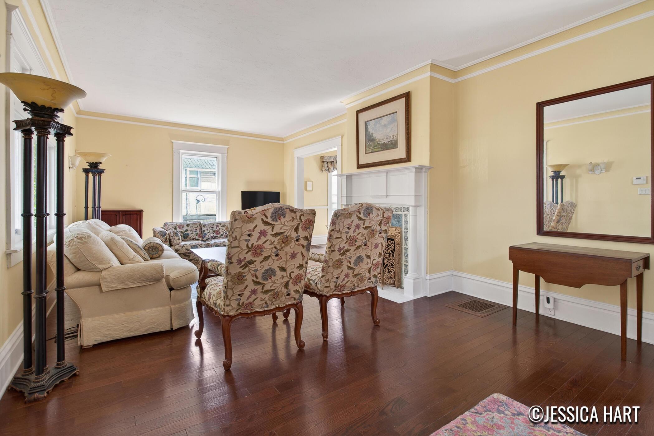 Image 4: 211 Trowbridge St NE_29