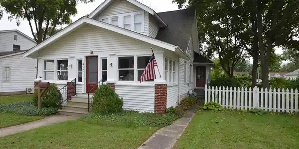 412 E SHADBOLT E Street
