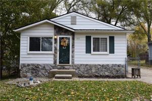 1680 KILLARNEY Court