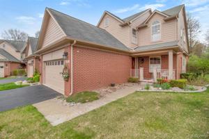 6995 Stonewood Place Drive