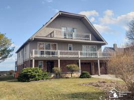 12160 LAKESHORE DRIVE