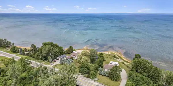 4145 S Lakeshore Road