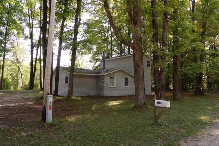2179 Indian Trail