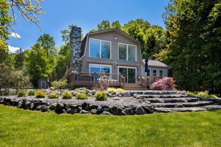 10120 E Elk Lake Drive